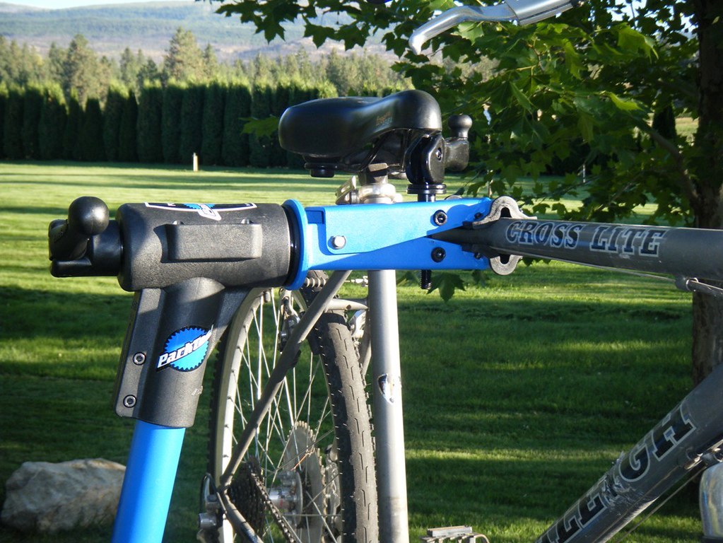 x tool bike stand